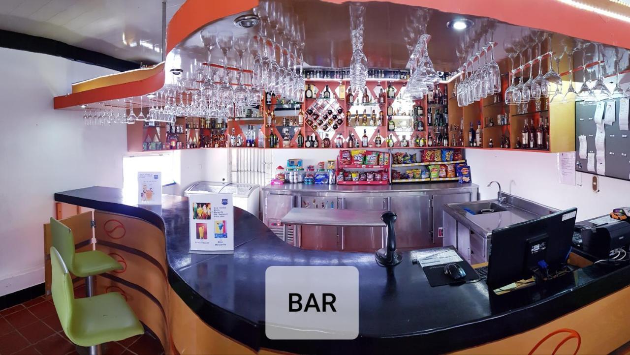 Hotel Barcelona Chinauta Εξωτερικό φωτογραφία
