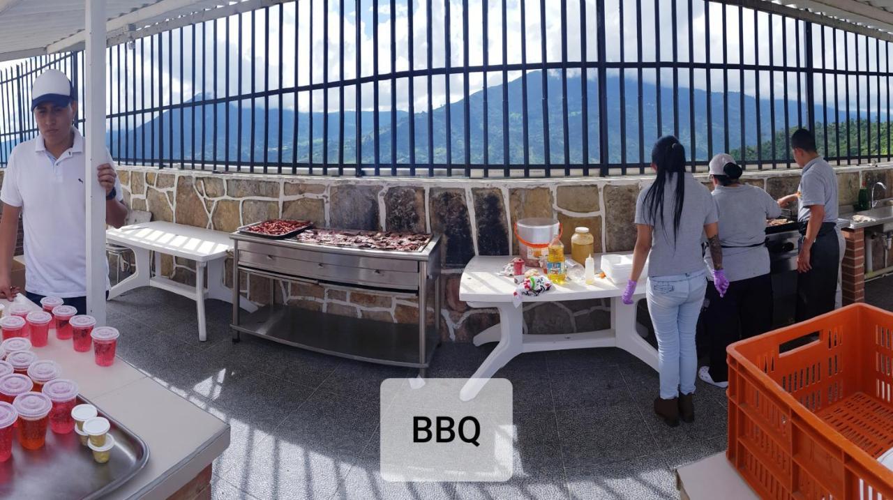 Hotel Barcelona Chinauta Εξωτερικό φωτογραφία